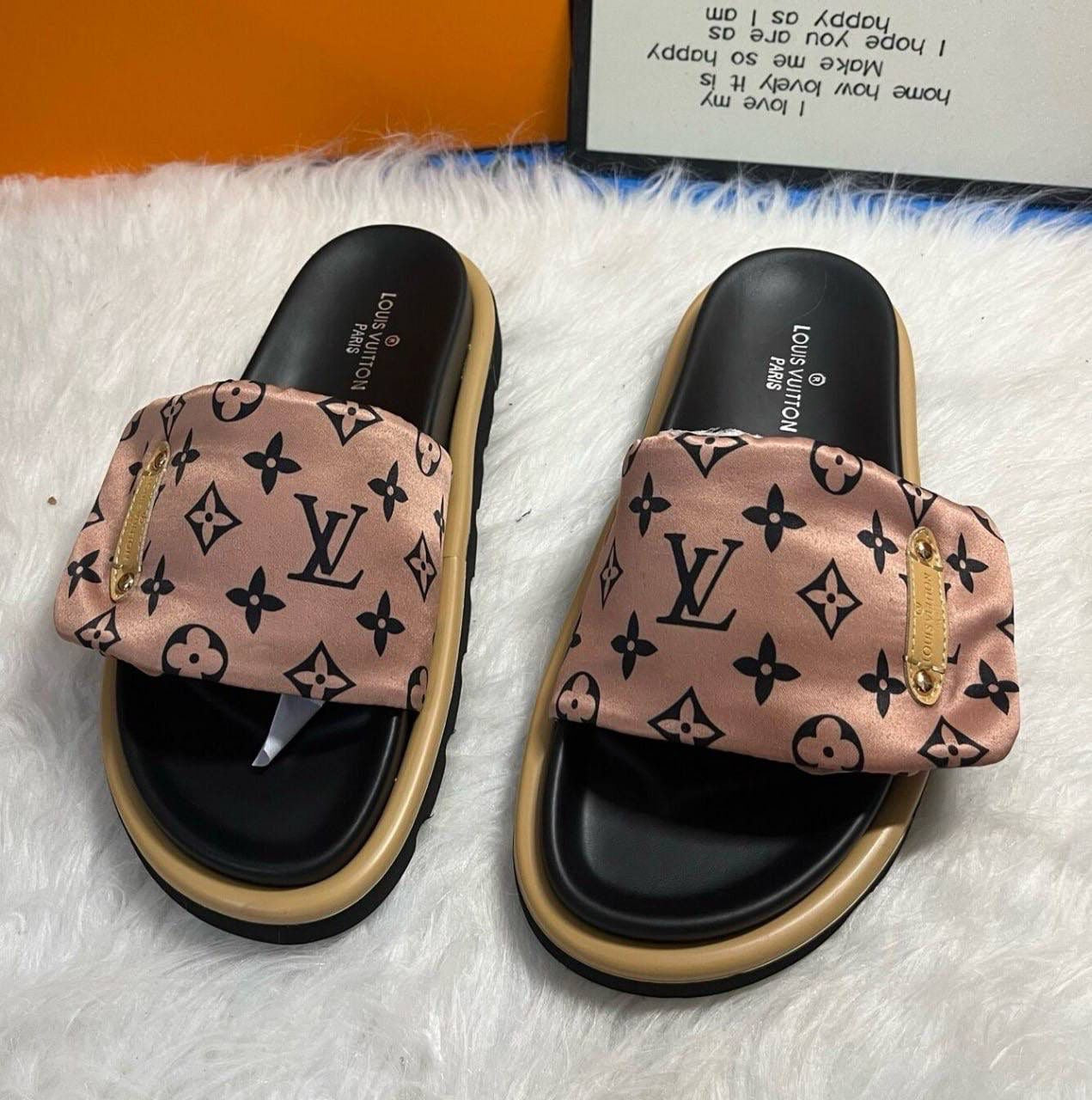 LV sandal sliders