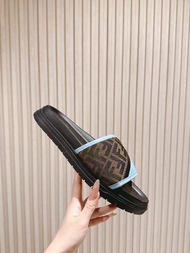 FF BLUE SLIDERS