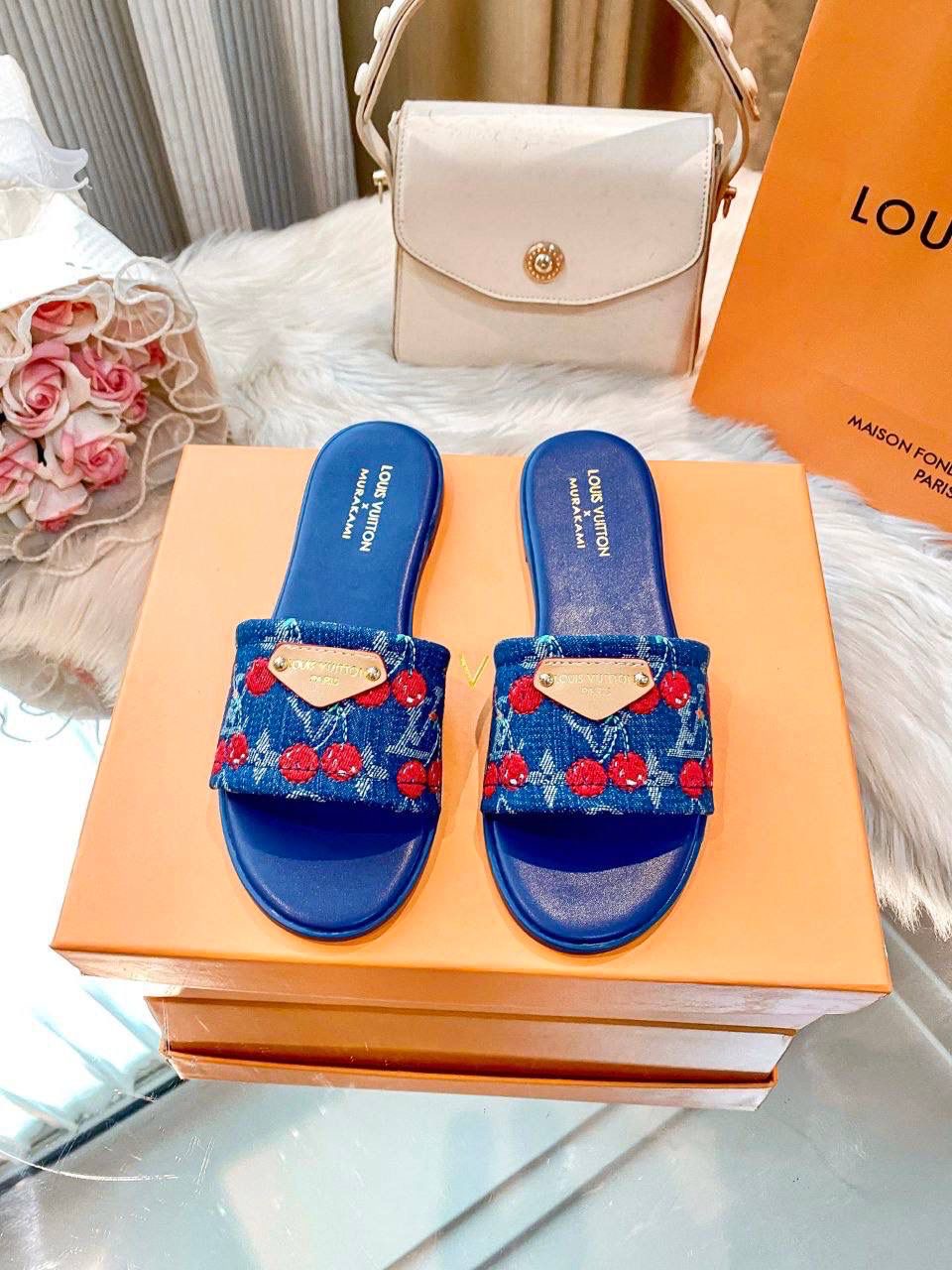 LV CHERRY SLIDERS