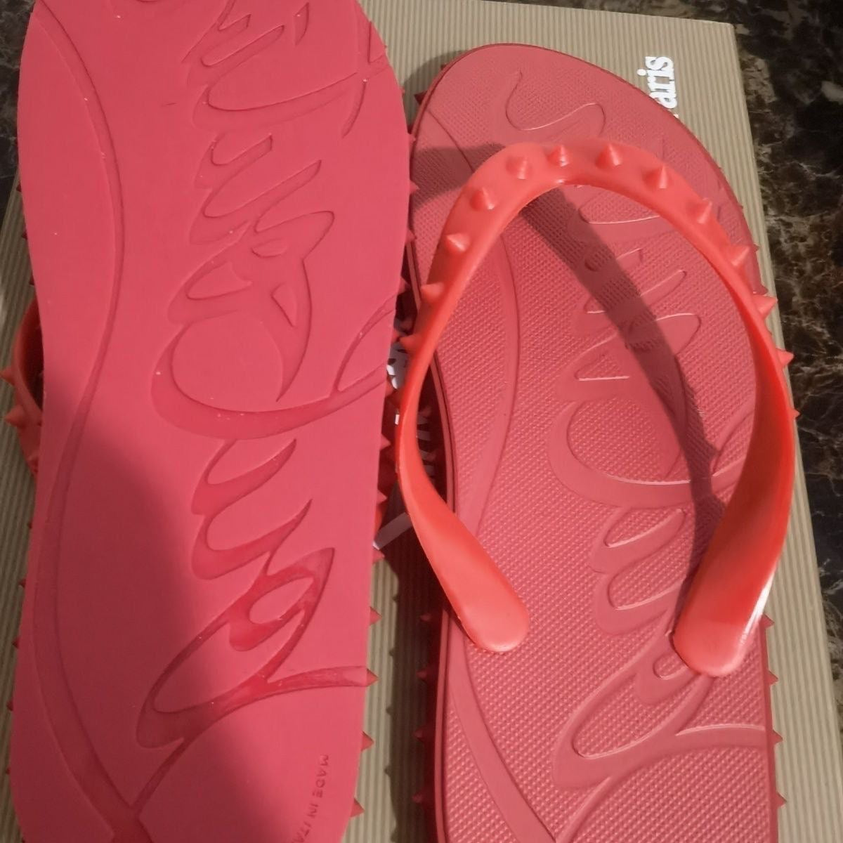 Loubouti flip flops sliders